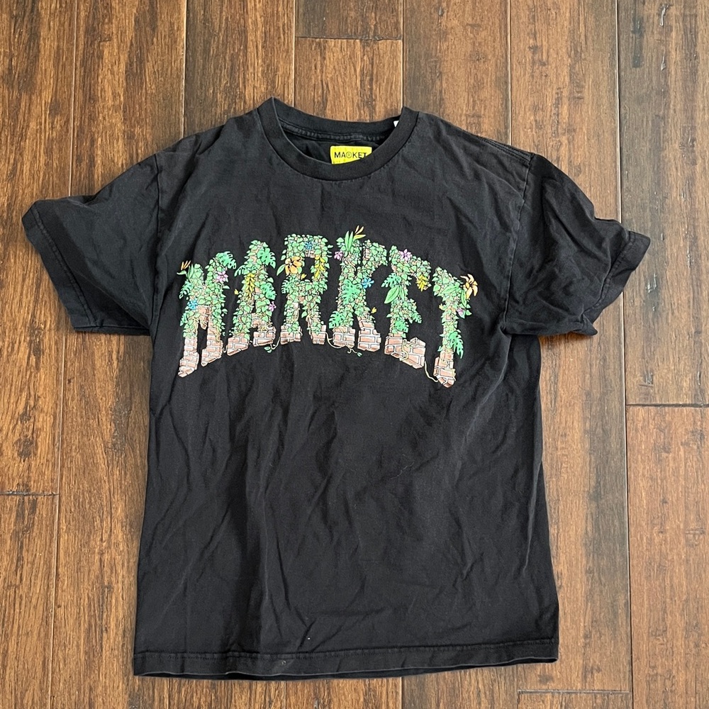 Maket Black Tee with Tropical Graphic